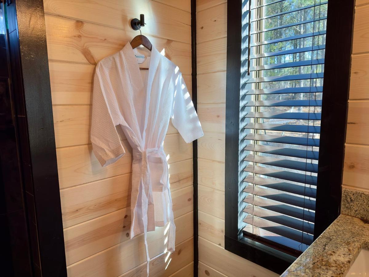 New Luxury Cabin, Hot Tub, Forest Views,Hotel Style Amenities Broken Bow Luaran gambar