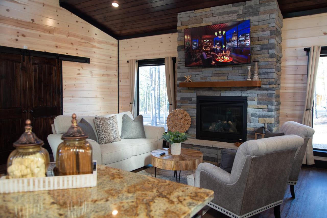 New Luxury Cabin, Hot Tub, Forest Views,Hotel Style Amenities Broken Bow Luaran gambar