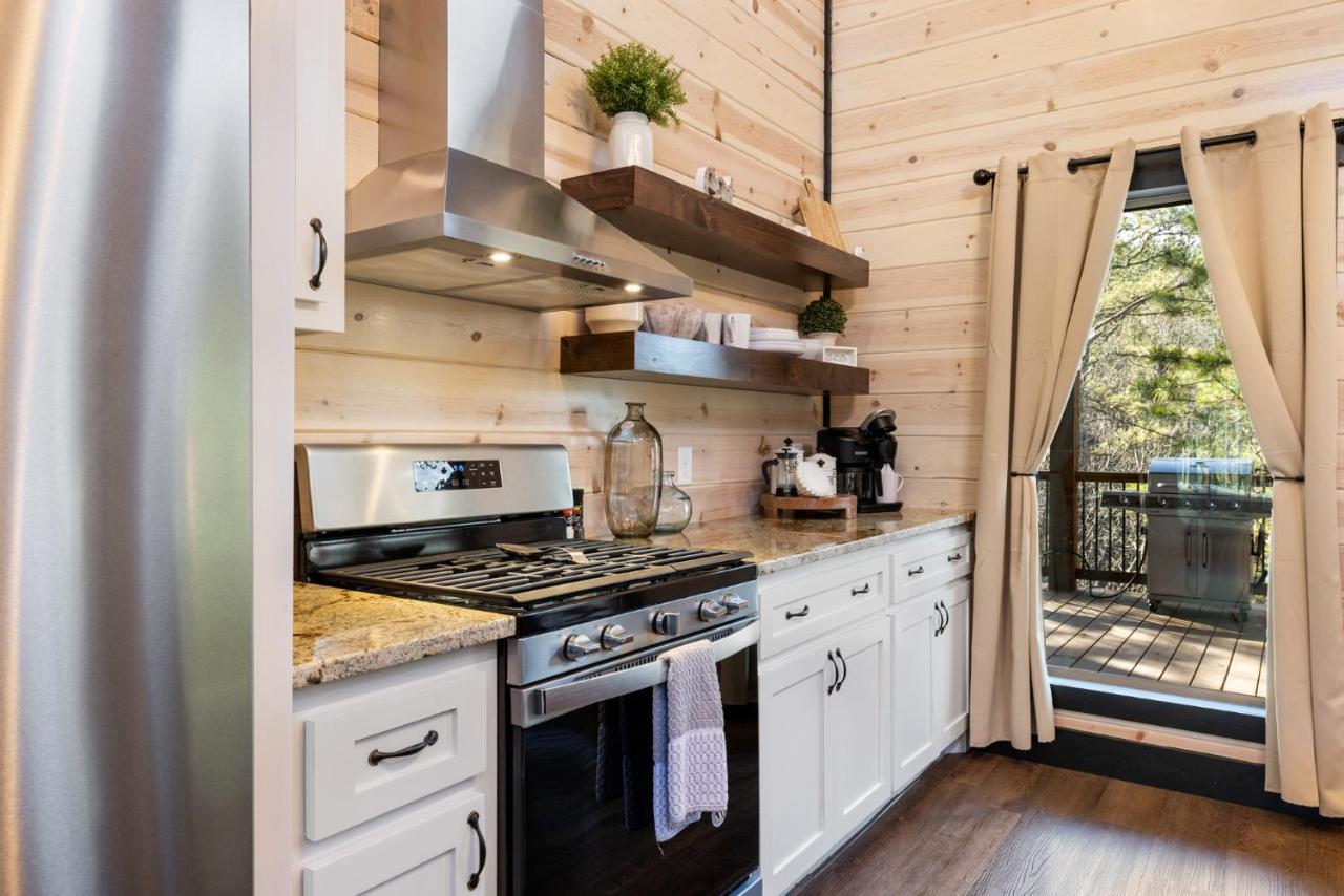 New Luxury Cabin, Hot Tub, Forest Views,Hotel Style Amenities Broken Bow Luaran gambar